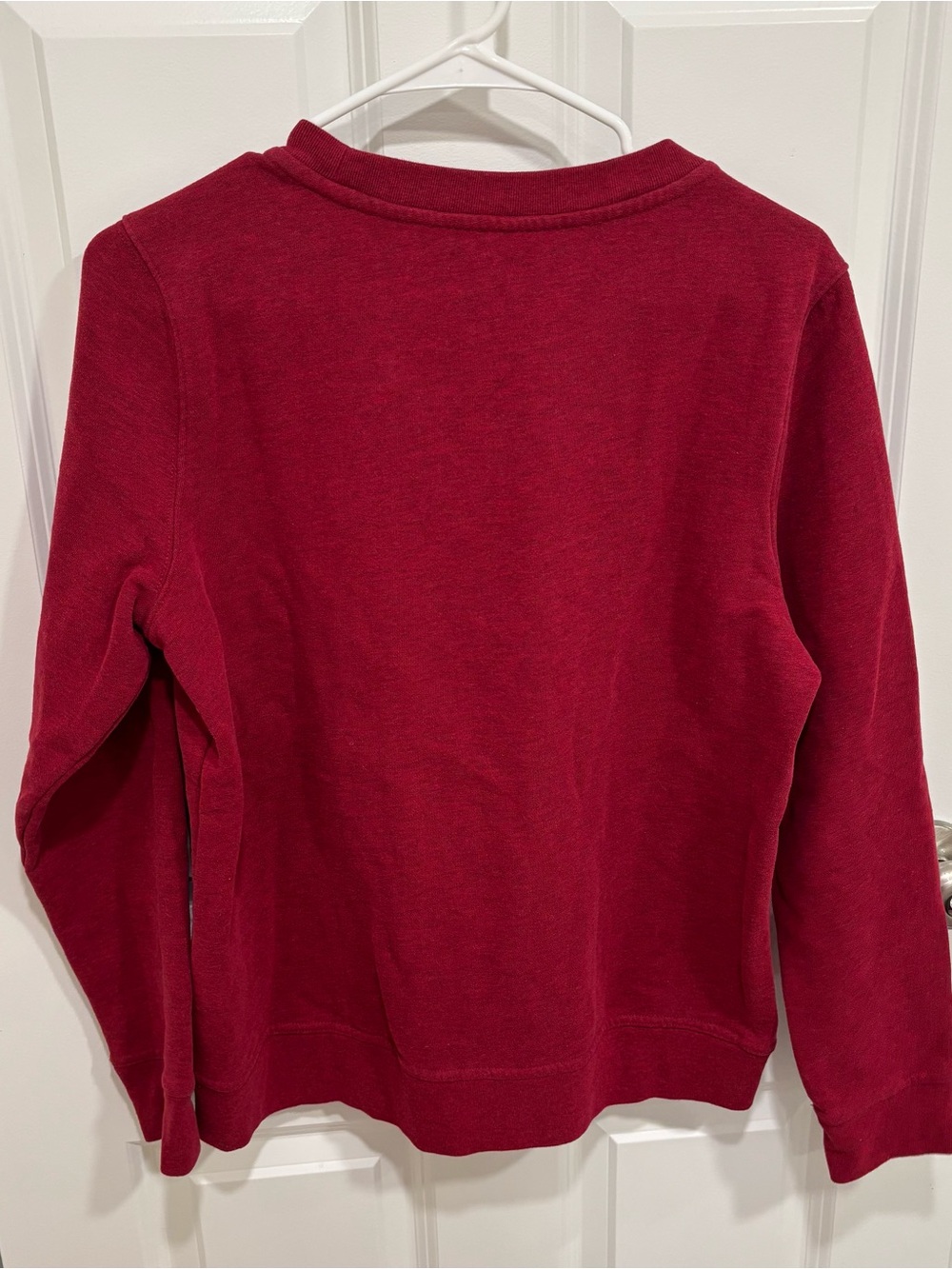 L.L. Bean Script Red Crewneck Sweatshirt Womens U.S. Medium - Picture 4 of 4